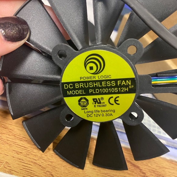 Computers cooling fan - Picture 2 of 2